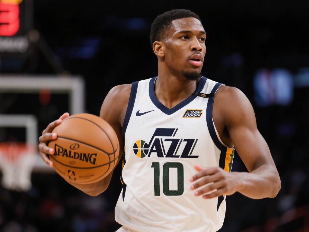 穆迪出战10分钟未能得分,5投全失三分无果,仅贡献3篮板 尽管数据不佳,但我们不能仅仅用“表现低迷